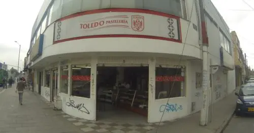 PASTELERIA TOLEDO CALLE 24A BIS CON CARRERA 100 PASTELERIA TOLEDO CALLE 24A BIS CON CARRERA 100